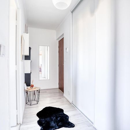 Le Warm Cocon - Spacieux T3 - 5 Personnes - Wifi Et Parking Rosny-sous-Bois Buitenkant foto